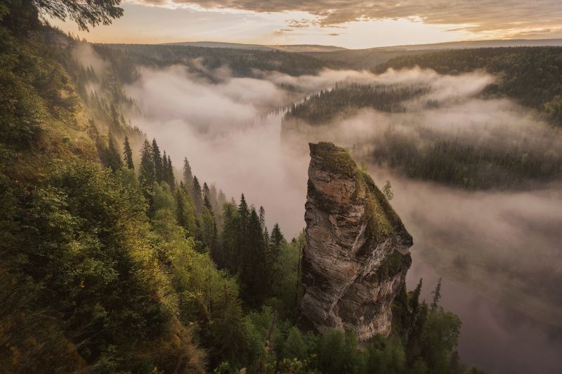 озеро, горы, лес, природа, закат, рассвет, красота, приключения, путешествие Раннее утро на река Усьваphoto preview