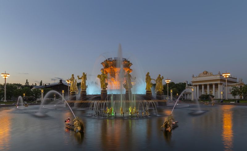 Фонтан  Воспоминание о дружбе народовphoto preview