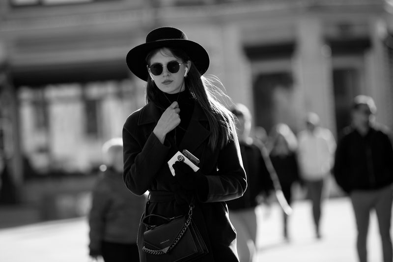 moments, mood, msk, moscow, monochrome, moscowblackandwhite, life, human, female, woman, bw, blackwhite, black and white, blackandwhitephoto, bnw, documentary, russia, reportage, human, street, StreetPhotography, streetphoto, street life, street moscow, s Moscow | afterphoto preview