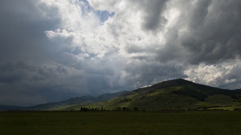 Алтай, пейзаж, горы, лето, зелень, небо, облака, Altai, lanscape, mountains, summer, sly, clouds, light ***photo preview