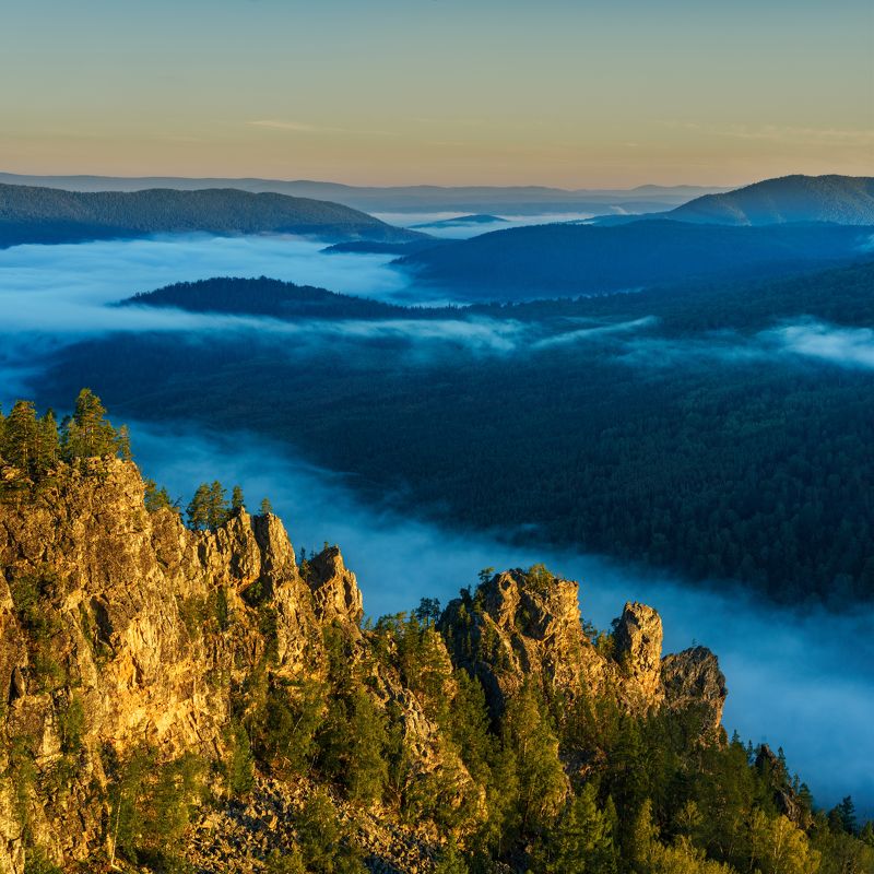Айгир, Айгирские скалы, Зубы Шурале, Башкирия, Рассвет Зубы Шурале. Рассветphoto preview