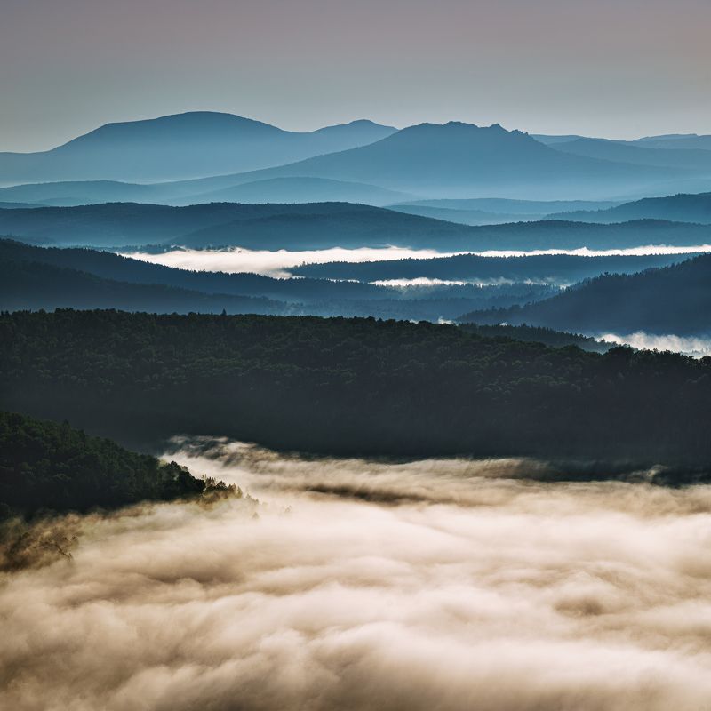 Рассвет, Ямантау, Айгир, Айгирские скалы, Зубы Шурале, Башкирия, Южный Урал Инзер. Рассветphoto preview