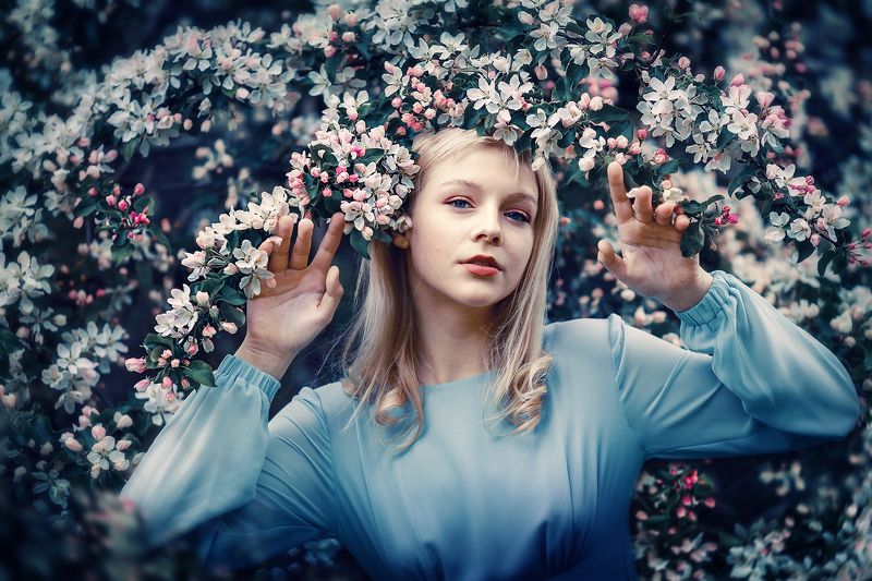 женский портрет, девушка photo preview