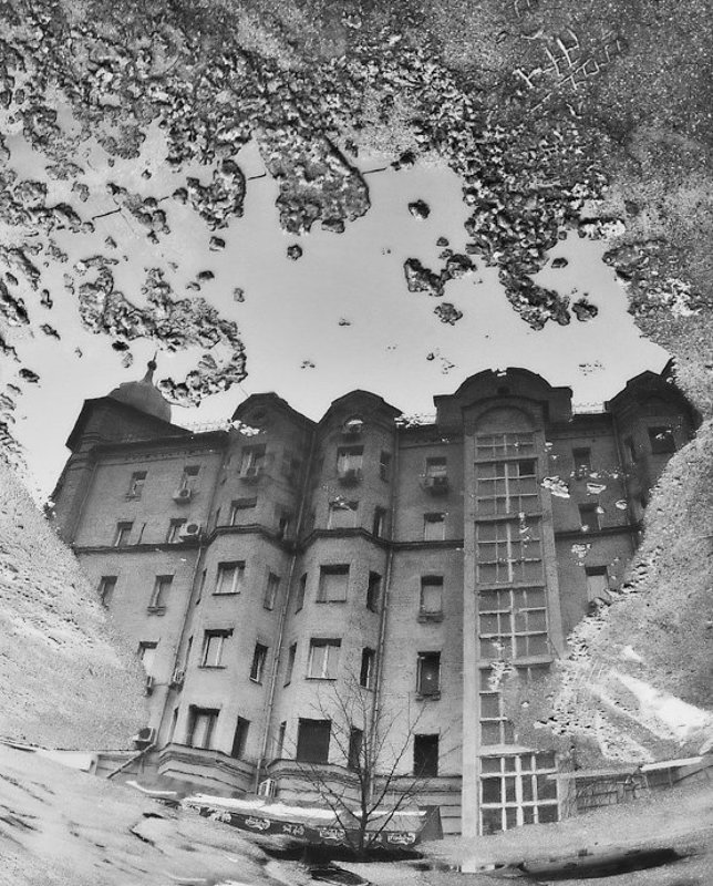 город,лужа,жанр,панорама ...зазеркалье...photo preview