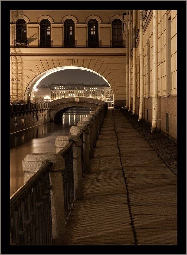 Полуцветная ночная классическая зарисовка. Автор: Kirill Shapovalov петербург, канавка, ночь, Kirill Shapovalov