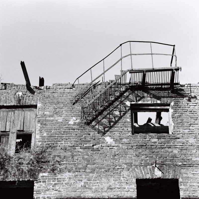 6х6,фотоплёнка,негатив, ч\\б Лесница в никуда...photo preview