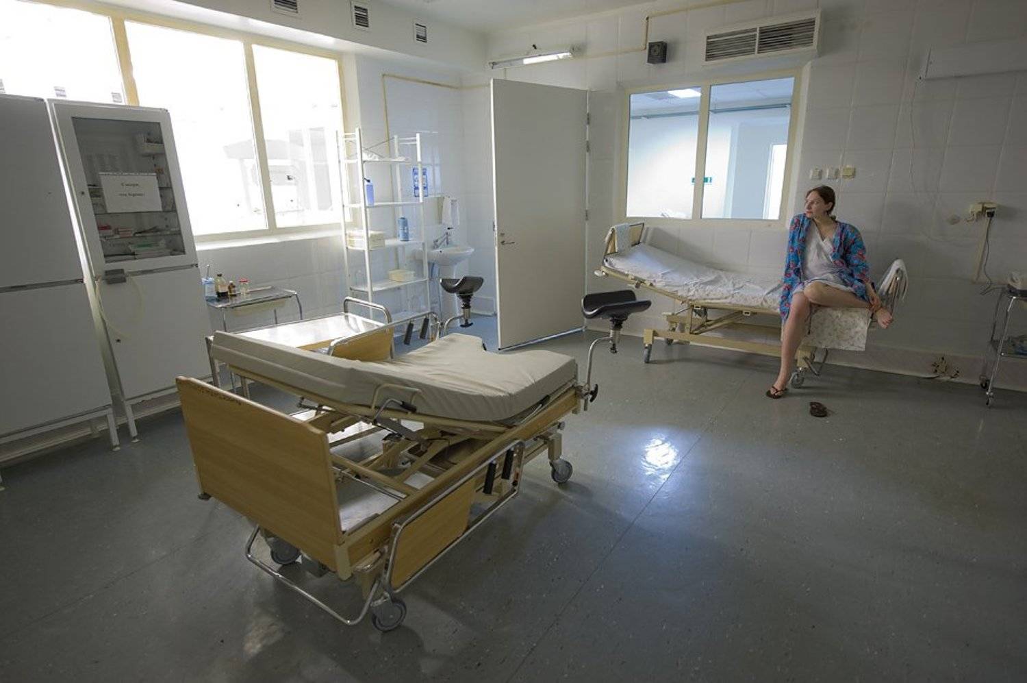 в ожидании... ( из цикла "рождение"). Автор: Danil Husainov медицина, роды, Danil Husainov