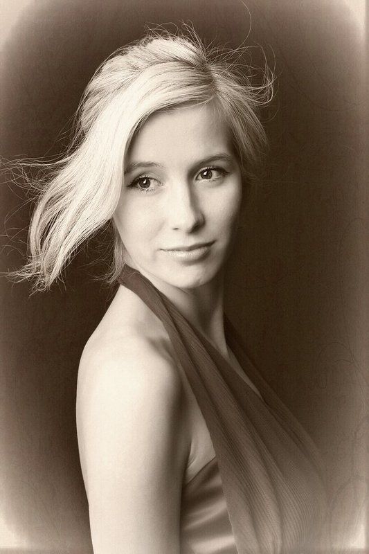 Олесяphoto preview