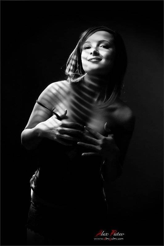 девушка,улыбка,свет,формы, Александр Путев