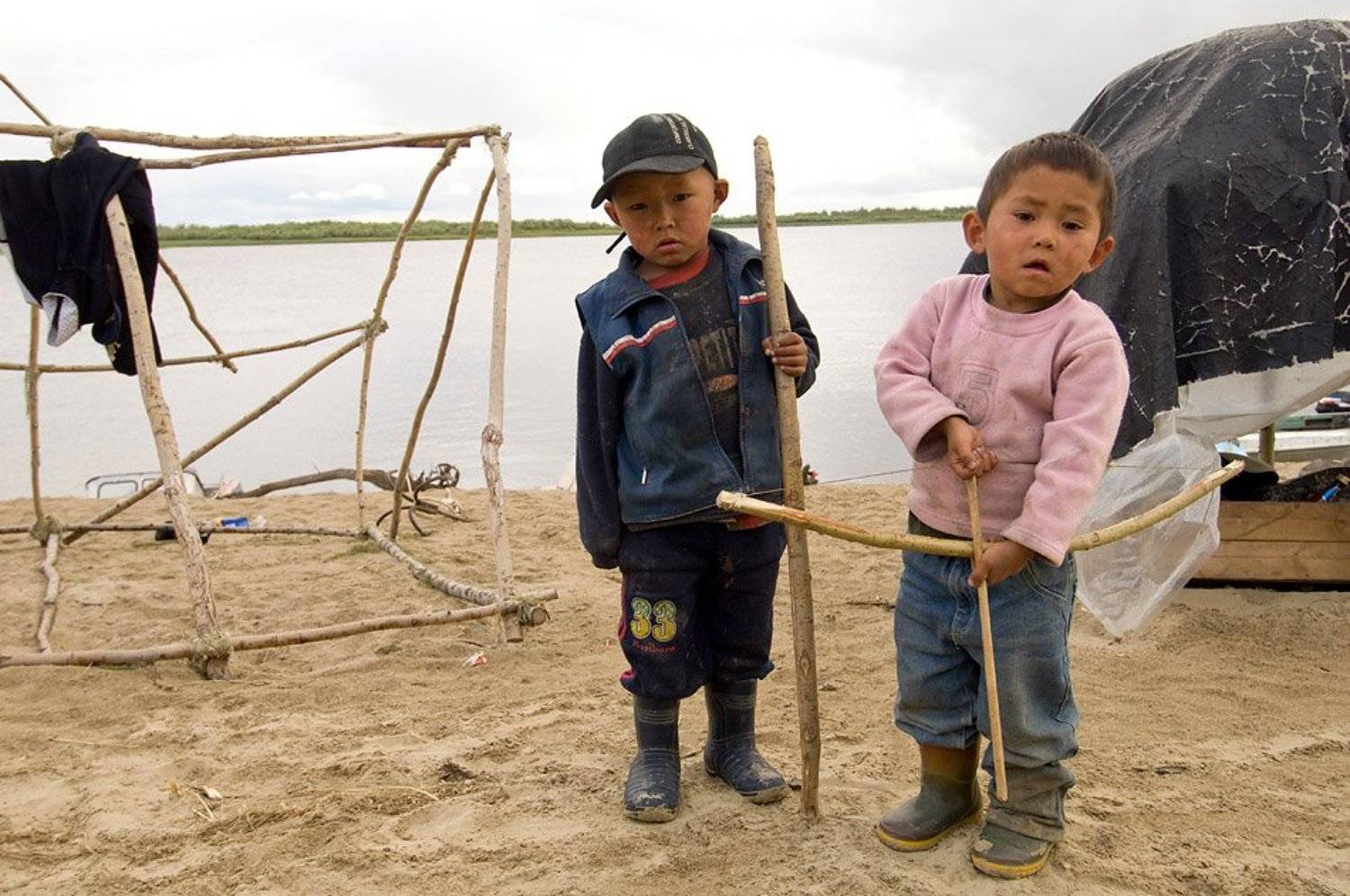 юные охотники. Автор: Danil Husainov жизнь, на, краю, земли, Danil Husainov