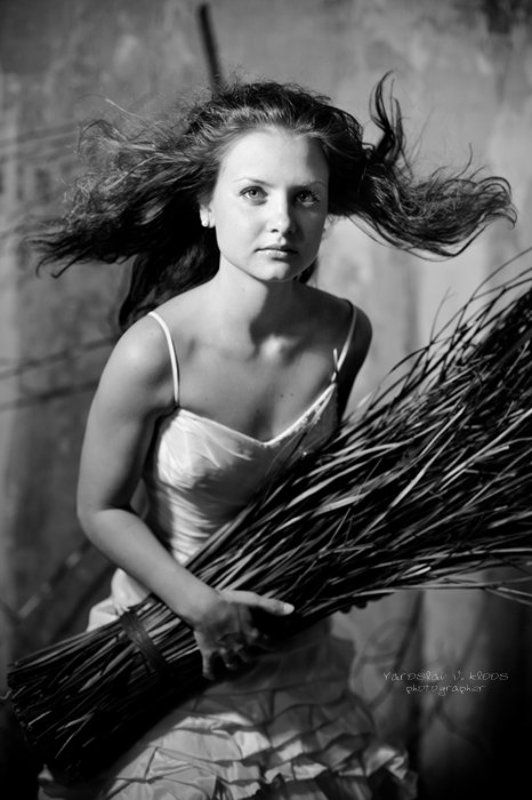 девушка, сноб, сено, взгляд, тень Настенькаphoto preview