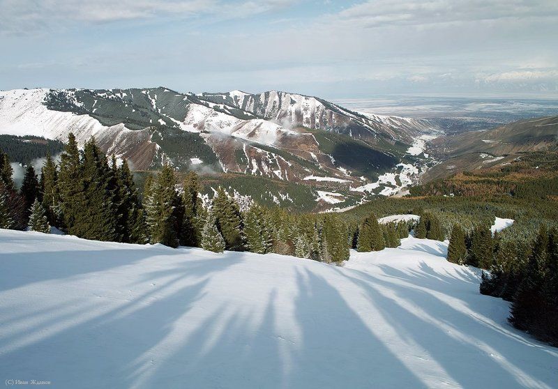 горы, киргизия, тянь-шань, каракол, весна Зима не спешит отступатьphoto preview