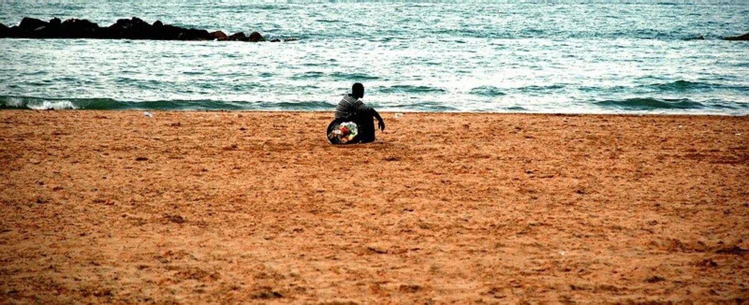 слушать море. Автор: gavroche вечер, пляж, море, gavroche