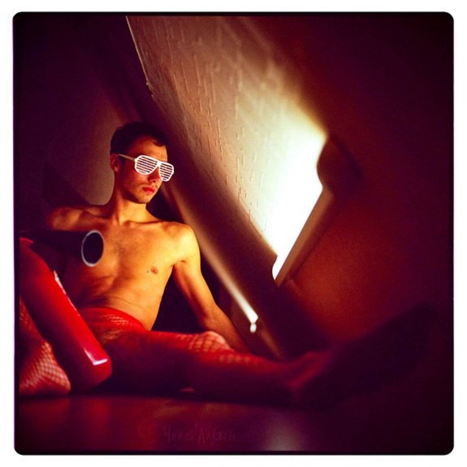 *. Автор: я увижу нас, но без меня антиглэм, трэш, я увижу нас, но без меня