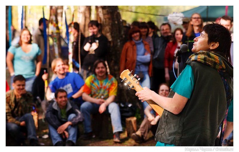 опен эйр, open air, умка, выступление, концерт, щепка, на  щепке, зрители, щепкинское болото, 1000, умка без б, умка без бронивичка, фото, умка и броневичок Умка на Щепкеphoto preview