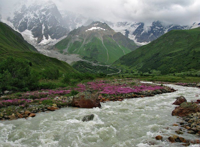 Здесь начинается Ингуриphoto preview