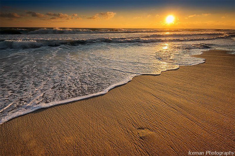 всегда поднимается где-тоphoto preview