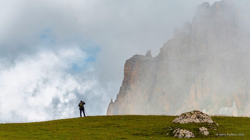 облака, облачные сюжеты, в мире облаков, скалы, пастбища, пастбищные хребты, кабардино-балкария, центральный кавказ В мире облаков фото превью