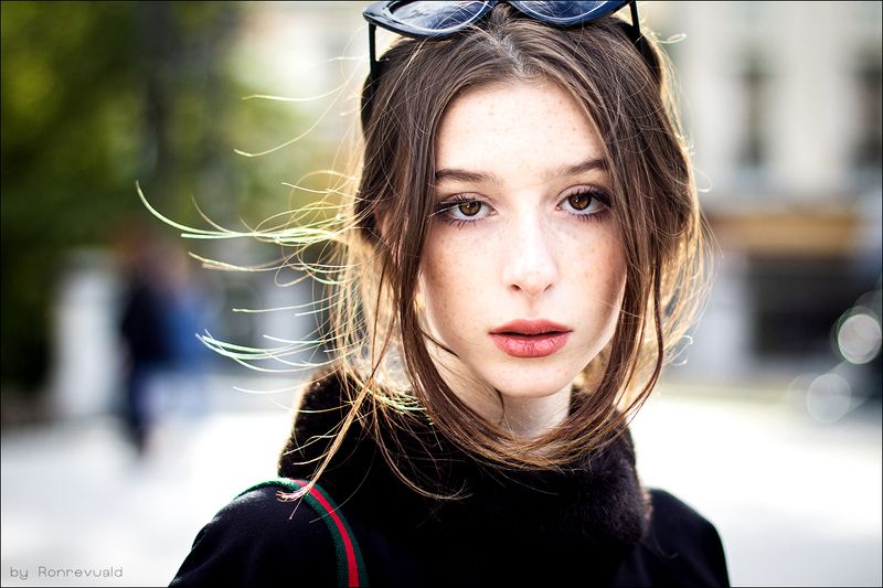 girl,woman,eyes,beauty,portrait,fashion,light,девушка,портрет,москва,свет, глаза Sofiaphoto preview