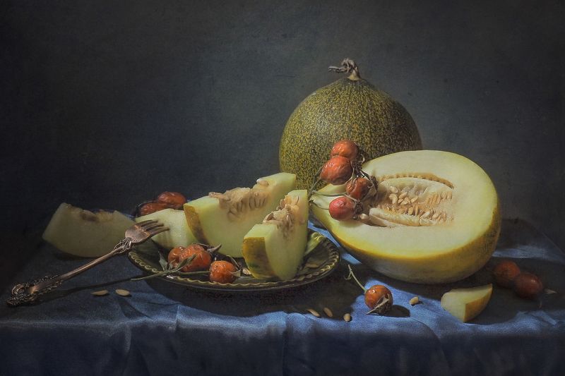 дыня,шиповник,осень Осени чувства...photo preview