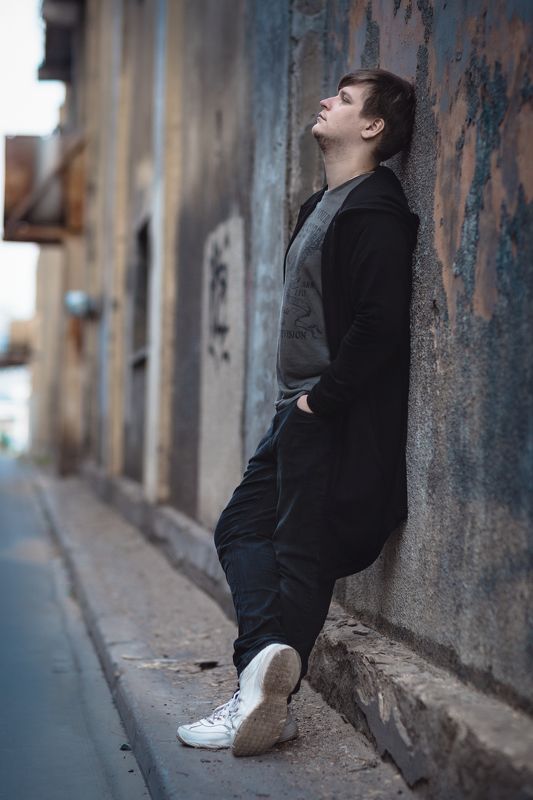 #портрет #мужскойпортрет #мужской_портрет #уличныйпортрет #уличный_портрет #взросление Ожидание фото превью