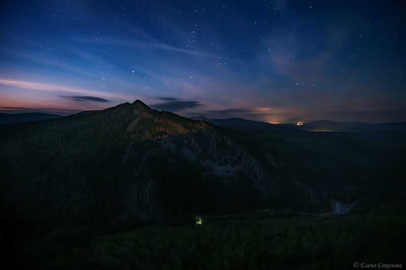 караташ, зубы шурале, айгир, горы, закат, вечер, пейзаж, осень, ночь, звезды Звездная ночь на хребте Караташphoto preview