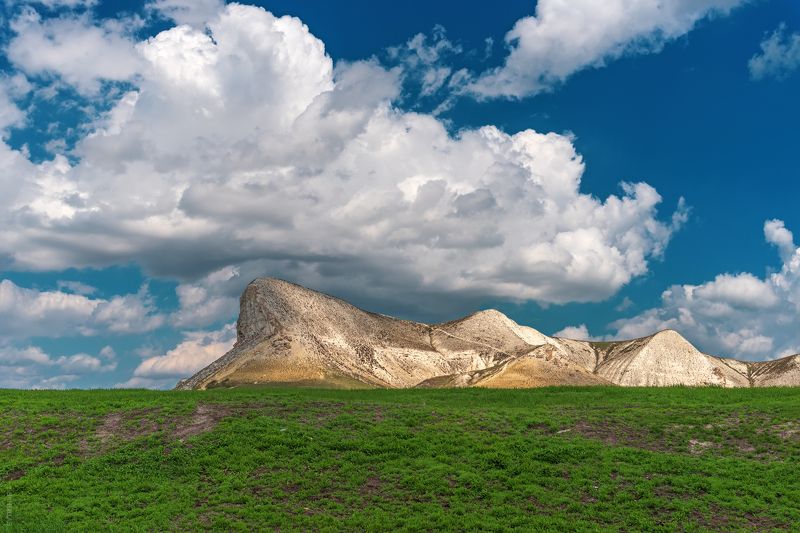природный, парк, донское, донской, гра, меловые, кобылья голова, пейзаж, заповедник, достопримечательность, природа, охраняемая зона, достопримечательность, волгоградская область, туризм, поездка, путешествие. Гора Кобылья голова в природном парке Донской. Волгоградская область. фото превью
