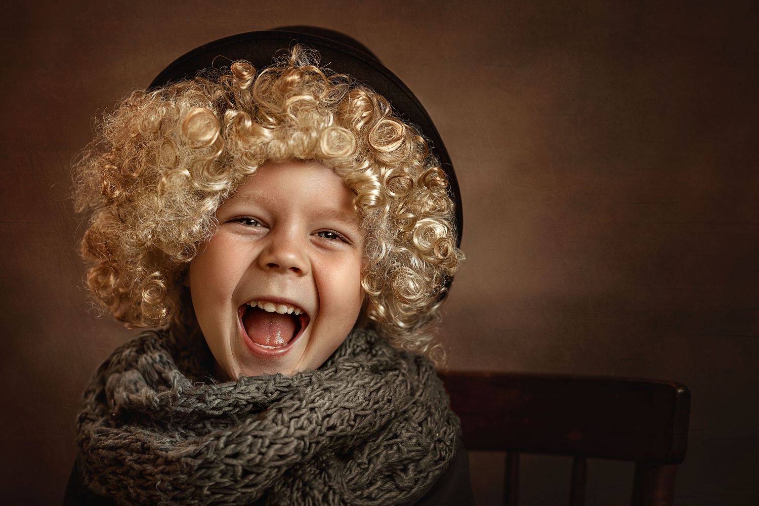 Смех. Автор: Елена Чернигина портрет, детский портрет, дети и животные, смех, Елена Чернигина