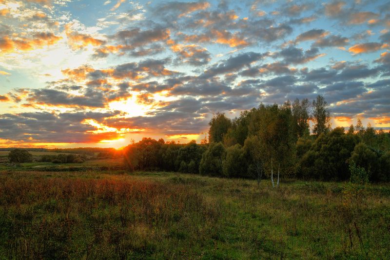 Осенний закатphoto preview