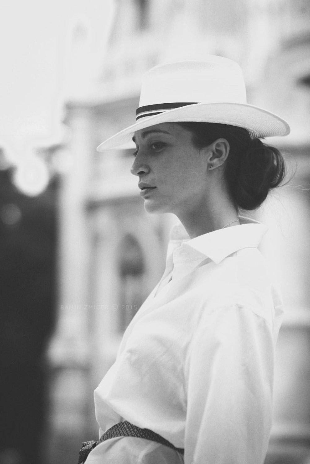 * * *. Автор: RAMIN ZMICER портрет, лето, девушка, шляпа, чб, царицино, lia gureeva, лилия гуреева, RAMIN ZMICER