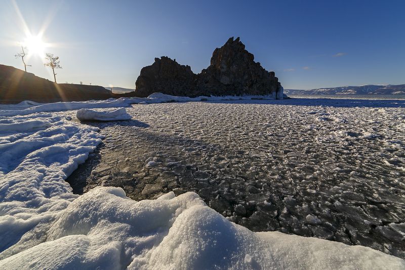 Скала Шаманка. декабрьphoto preview