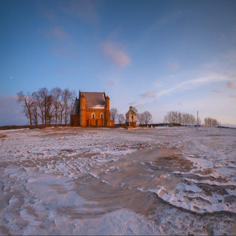 1х1, Беларусь, Весна, Вечер, Готика, Деревья, Зельва, Крепость, Луна, Намёты, Панорама, Поле, Православие, Православный, Св. Архангела Михаила, Снег, Сынковичи, Храм, Церковь церковь-крепостьphoto preview