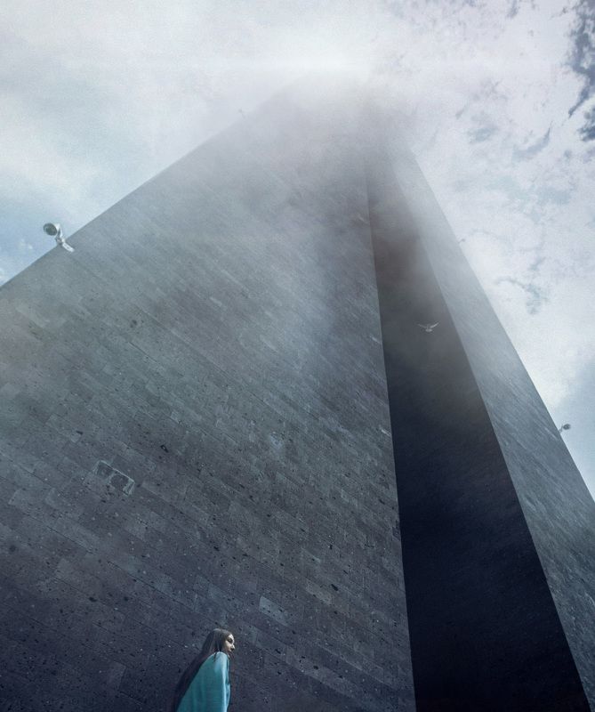 девушка,архитектура,туман,арт Странницаphoto preview