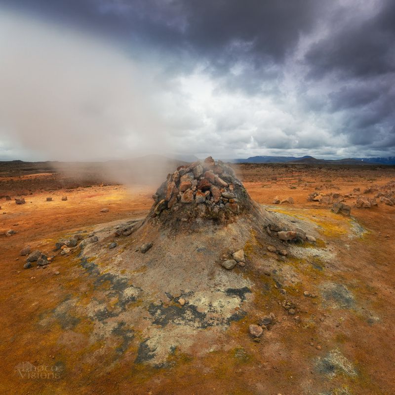 iceland,fumarole,volcano,landscape,volcanic,geothermal Living Icelandphoto preview