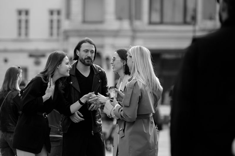 moments, mood, msk, moscow, monochrome, moscowblackandwhite, life, human, female, woman, bw, blackwhite, black and white, blackandwhitephoto, bnw, documentary, russia, reportage, human, street, StreetPhotography, streetphoto, street life, street moscow, s Moscow | afterphoto preview