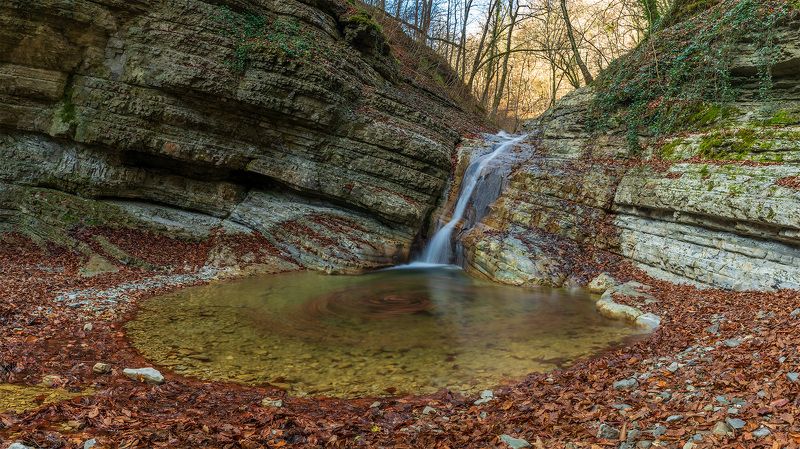 водопад, осень photo preview