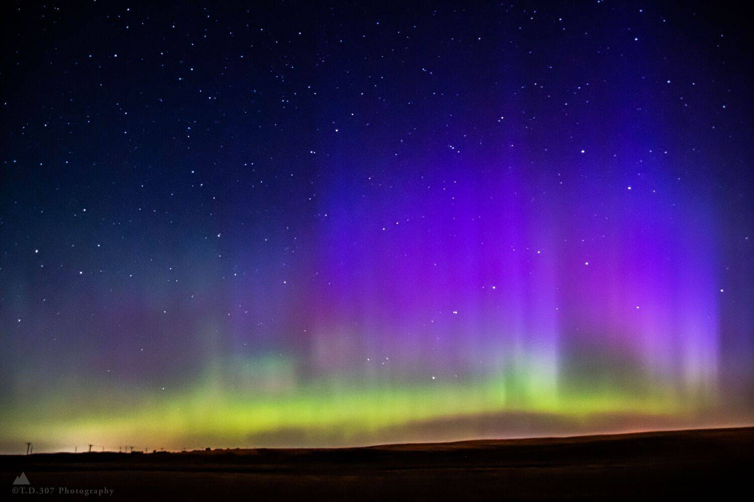 Northern Lights . Автор: Tony Douzenis , Tony Douzenis