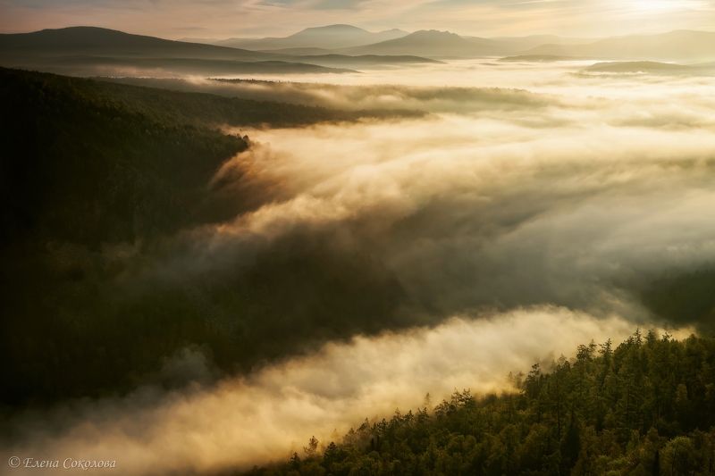 айгир, туман, дымка, утро, рассвет, летний пейзаж, осень Туманный рассветphoto preview