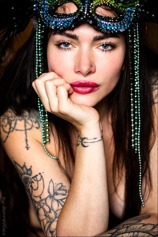 girl,woman,eyes,beauty,portrait,fashion,light,девушка,портрет,москва,свет, глаза Diphoto preview