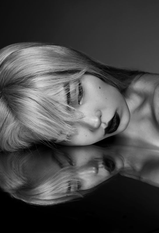 portrait, black and white photo preview