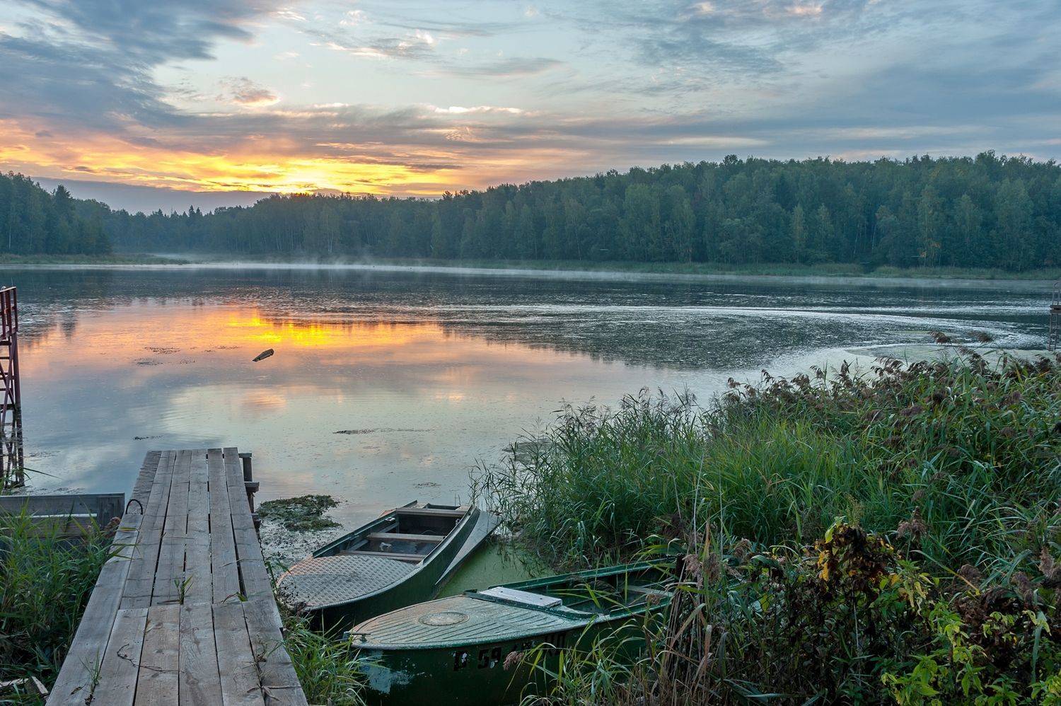 Осенний рассвет. Автор: Валерий , Валерий