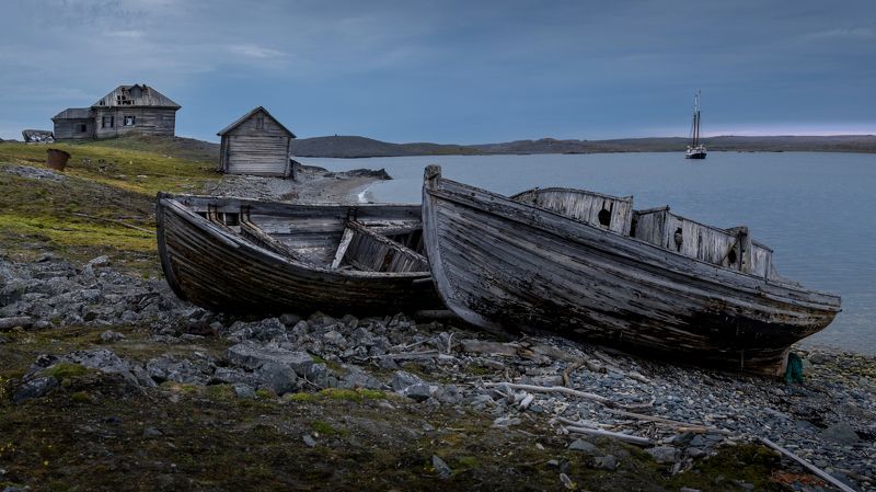 архипелаг новая земля, нд, новая земля, русский север нд, фактория русанова, лодки, лодка, север, покинутые миры, русский север, арктика, novaya zemlya archipelago, novaya zemlya, rusanova trading post, boats, boat, north, russian north, arctic Заброшенная факторияphoto preview