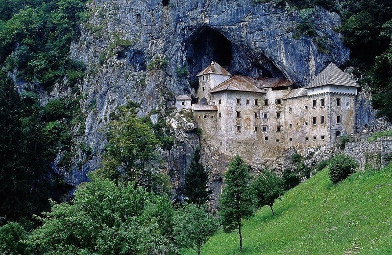 Architettura, Castello, Natura, Roccia Predjamaphoto preview