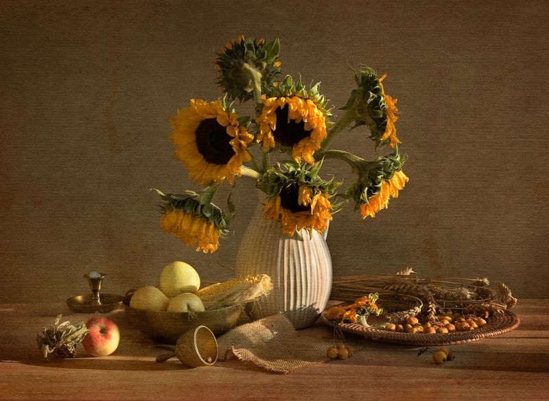 #натюрморт #still_life ПОДСОЛНУХИ С ЯБЛОКАМИphoto preview