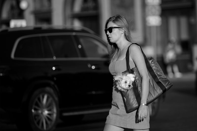 ☮ moments, mood, msk, moscow, monochrome, moscowblackandwhite, life, human, female, woman, bw, blackwhite, black and white, blackandwhitephoto, bnw, documentary, russia, reportage, human, street, StreetPhotography, streetphoto, street life, street moscow, Moscow | afterphoto preview