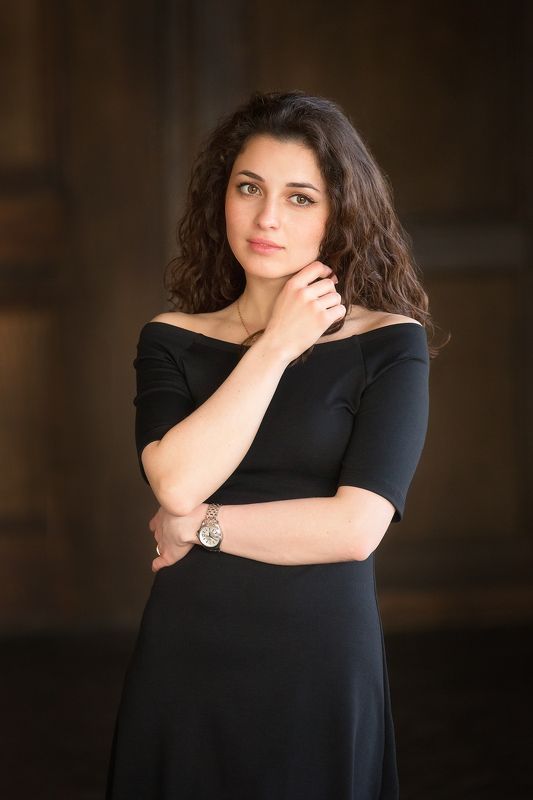 портрет, девушка Портретноеphoto preview