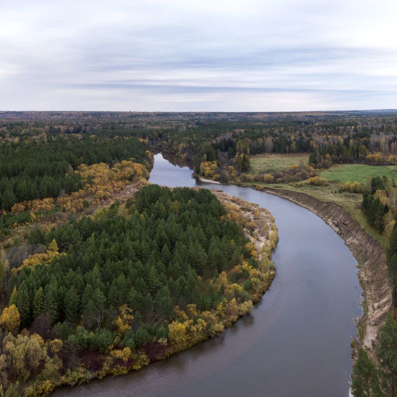 Кемь, река, Сибирь, осень Река Кемьphoto preview