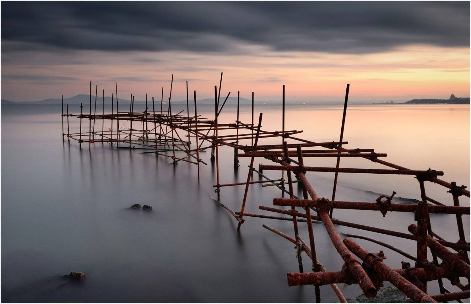 Недоразумение в море. Автор: Румен Паисиев , Румен Паисиев
