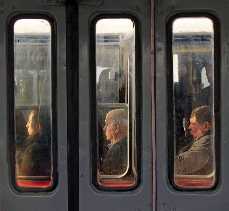 люди, транспорт Триптихphoto preview