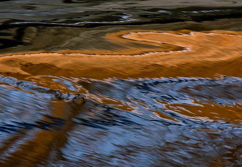 Игра воды,цвета и света.photo preview